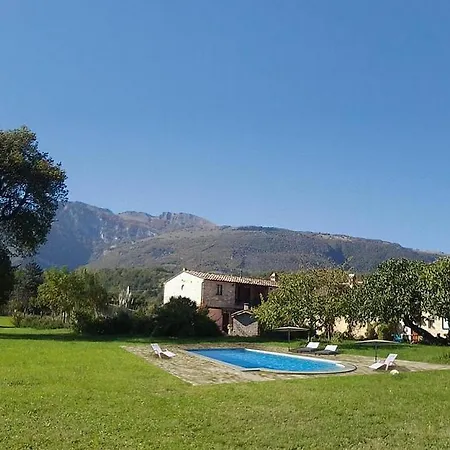 Zona Artigianale Callarella Sleeps 6 Pool Sarnano