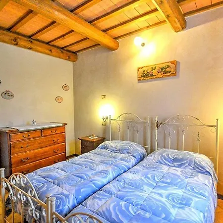 Zona Artigianale Callarella Sleeps 6 Pool Willa Sarnano